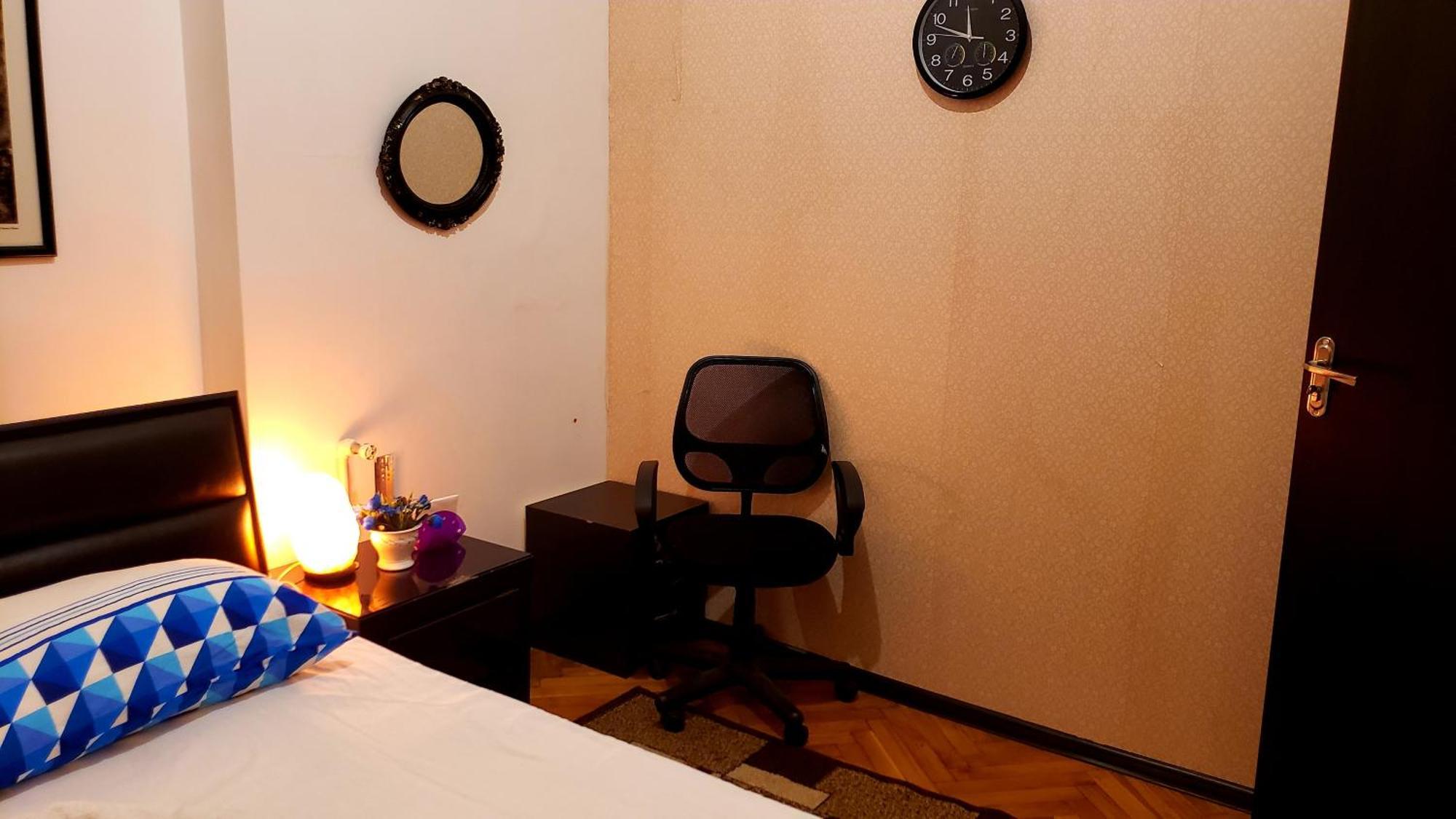 Taj Hostel Тбілісі Екстер'єр фото